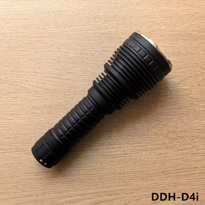 东东海D4i26650手电筒外壳直充