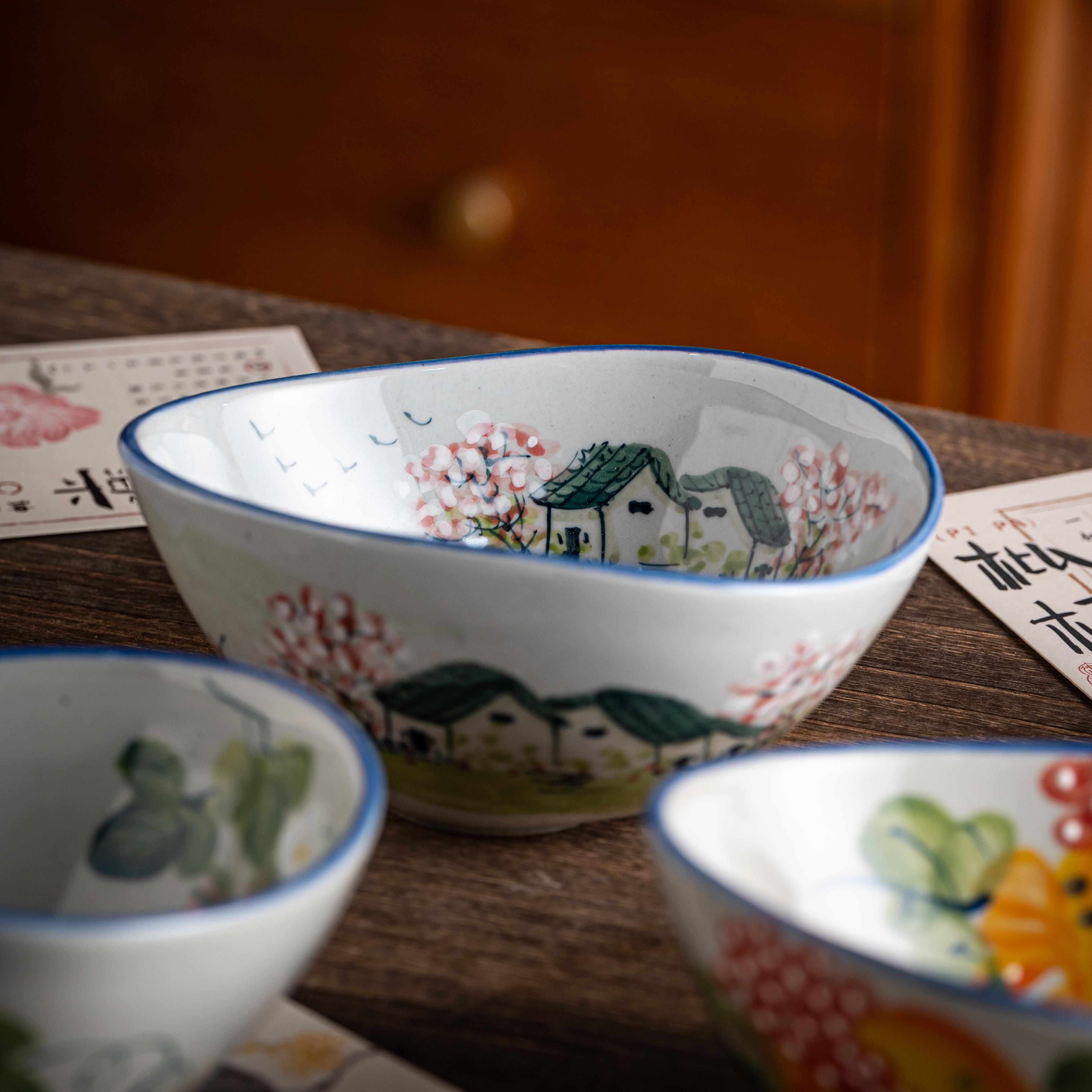 景德镇陶瓷手绘碗老陶泥仿古创意米饭碗沙拉碗釉下彩6寸水滴碗