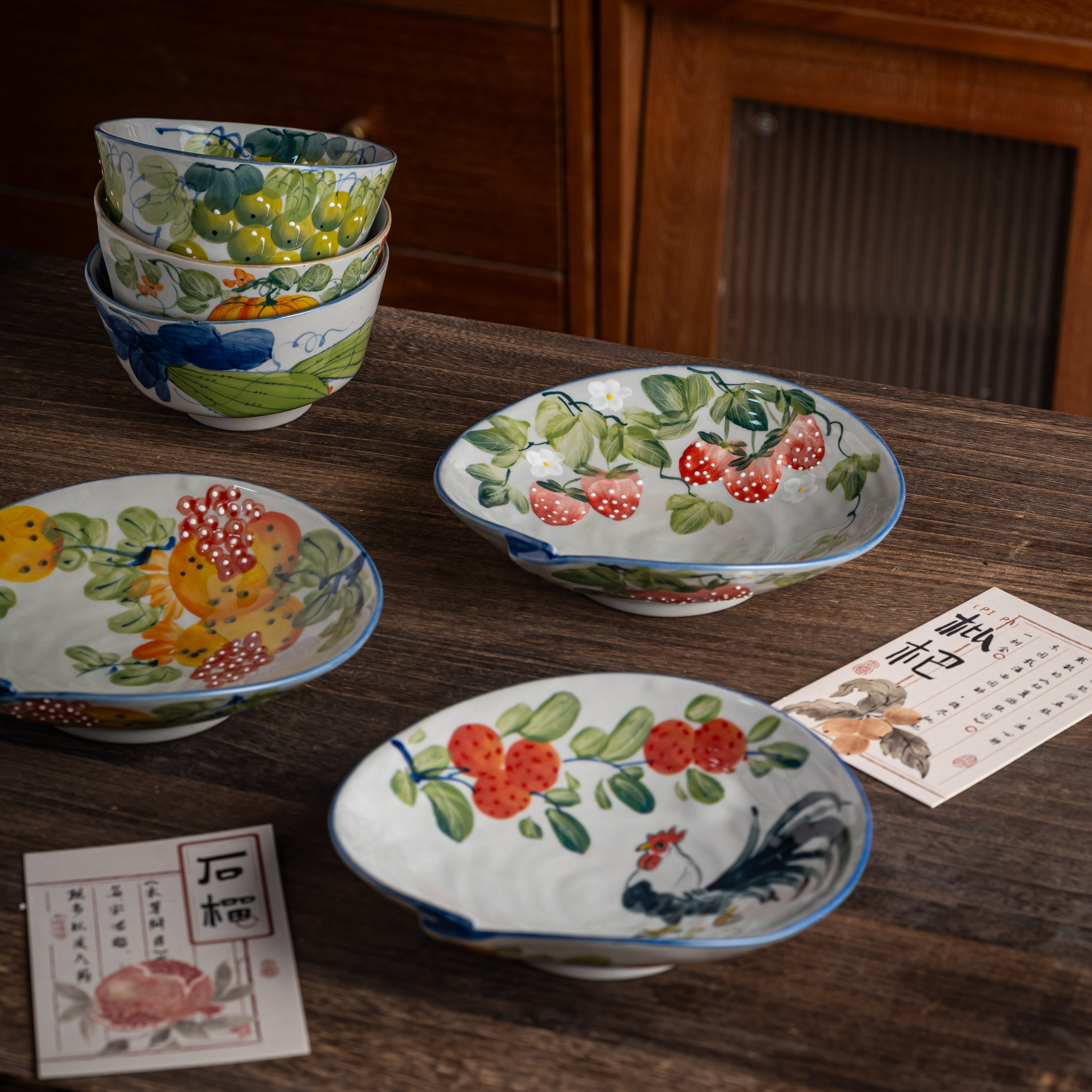 景德镇陶瓷螺纹壳盘菜盘高温釉下彩中式手工手绘的家用深盘8英寸