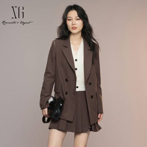 XG/雪歌双排扣休闲西装外套女
