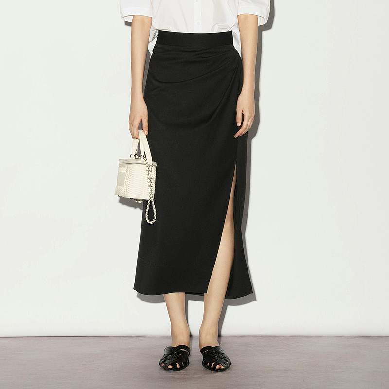XG/雪歌高腰开叉黑色半身裙女