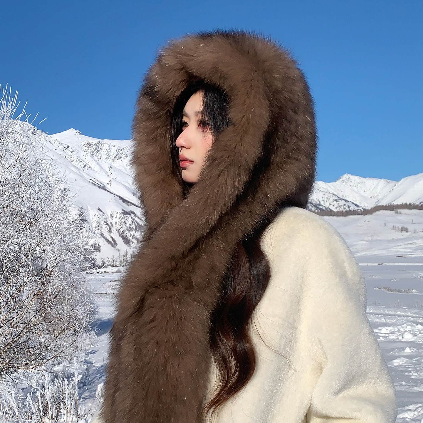 高级感咖色系狐狸毛风雪帽子围巾帽子披肩一体冬季保暖加厚皮草帽