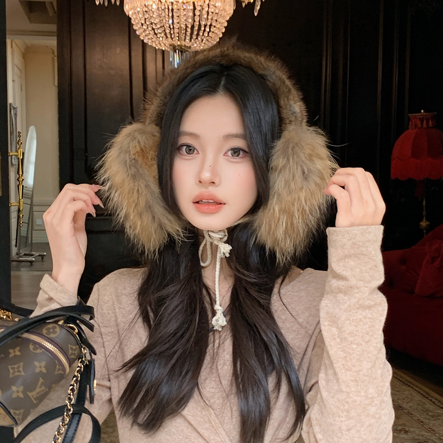 高级感真皮毛柔软细带耳罩貉子毛配青根貂水貂保暖防寒耳包女暖耳