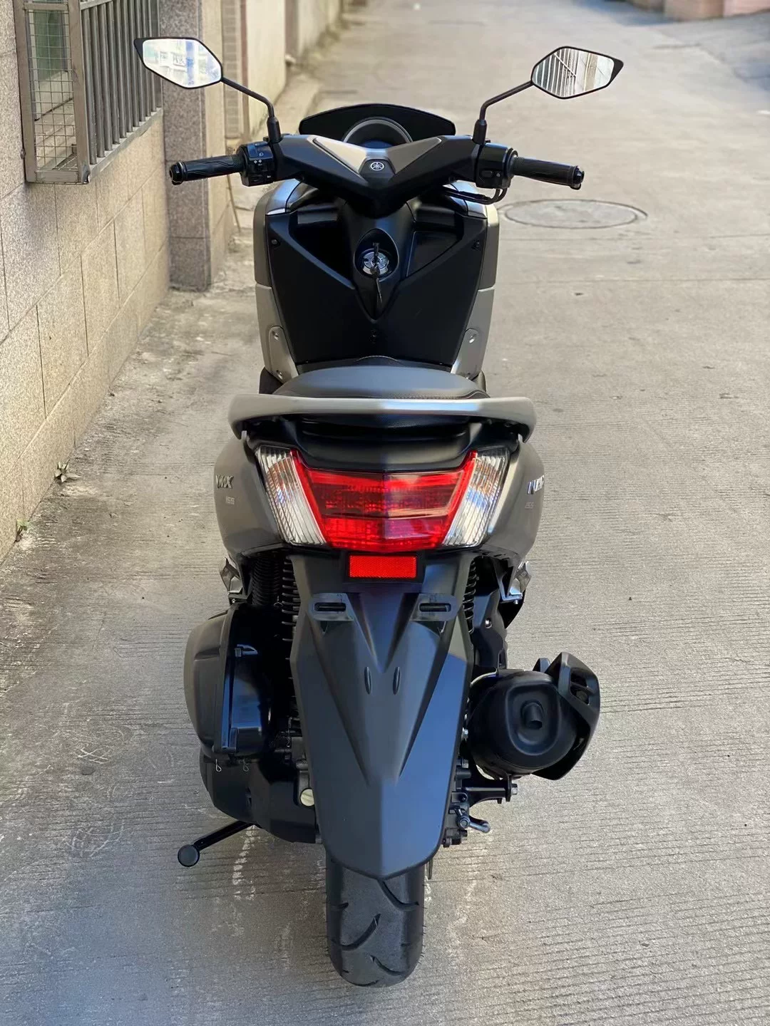 Б/у импортированный Yamaha NMAX150 круиз-путешествие педаль Malayster 250 может быть доступен на большом судне мотоциклы