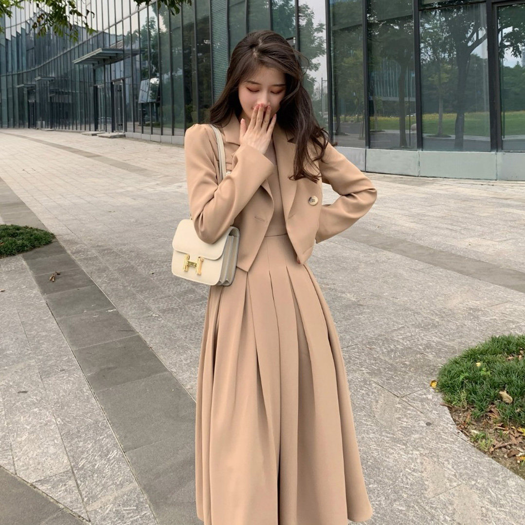 西装套装女秋季新款气质女神范高级感百搭吊带连衣裙时尚两件套裙