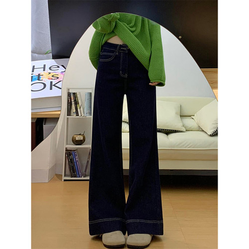 巨显瘦！丹宁蓝微喇牛仔裤~