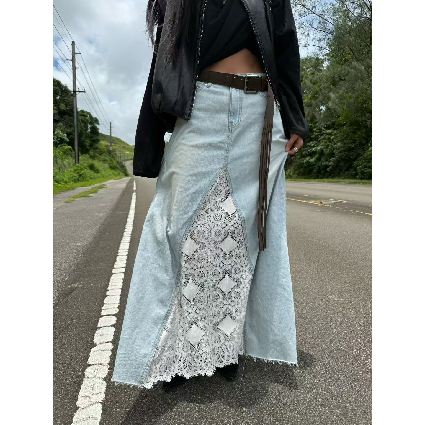 高腰磨白水洗拼接蕾丝牛仔半身裙