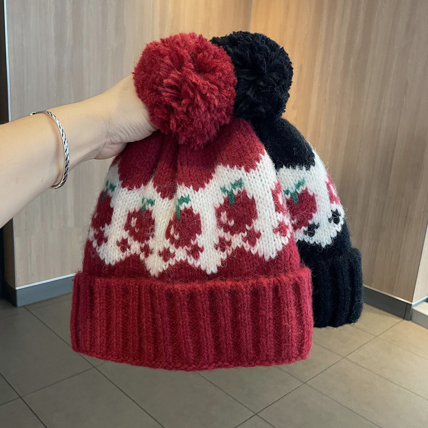 毛球针织帽女秋冬季加绒保暖护耳帽子费尔岛风加厚防寒红色毛线帽,服饰配件/皮带/帽子/围巾,帽子,淘宝优惠券,粉丝福利购,淘宝优惠卷