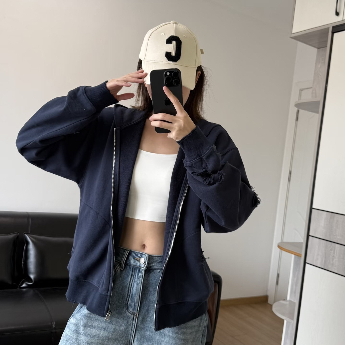 融诺男女同款小众设计情侣款做旧破洞磨烂宽松连帽卫衣外套15010