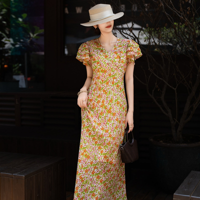 诺诺2026夏上新之梨气质V领斜裁显瘦连衣裙连衣裙77A3321