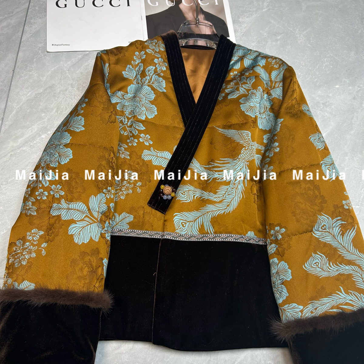 诺诺小众设计冬上新提花拼丝绒V领真水貂毛夹棉短外套C226