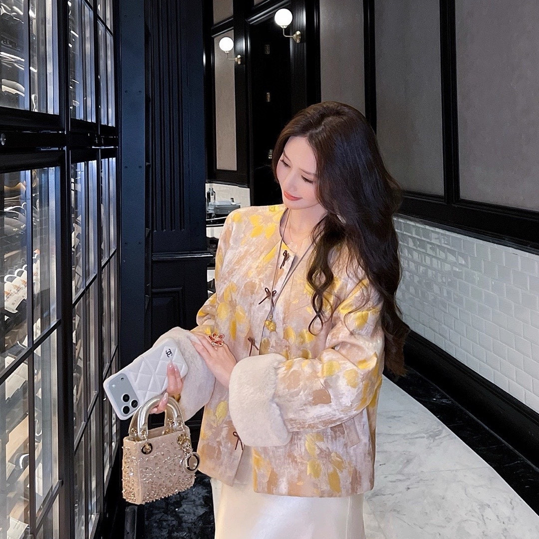 诺诺小众设计冬上新人丝鎏金花纹水貂毛夹棉外套短外套92