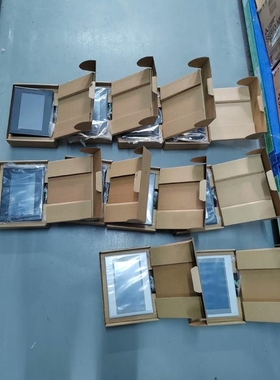 昆仑通态触摸屏，TPC7012EW，2台，TPC7012Ef议价