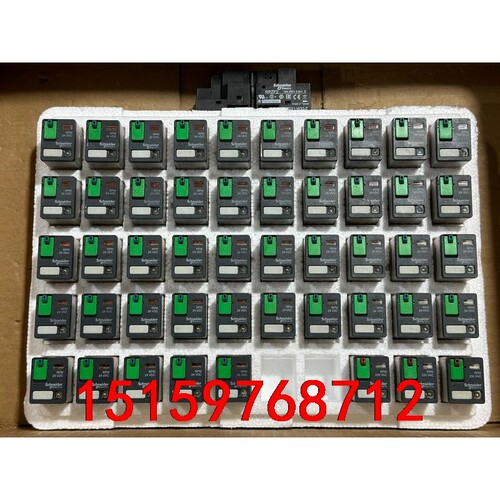 施耐德RPM22BD中间继电器 宽8脚 带底座RPZF2 原议价