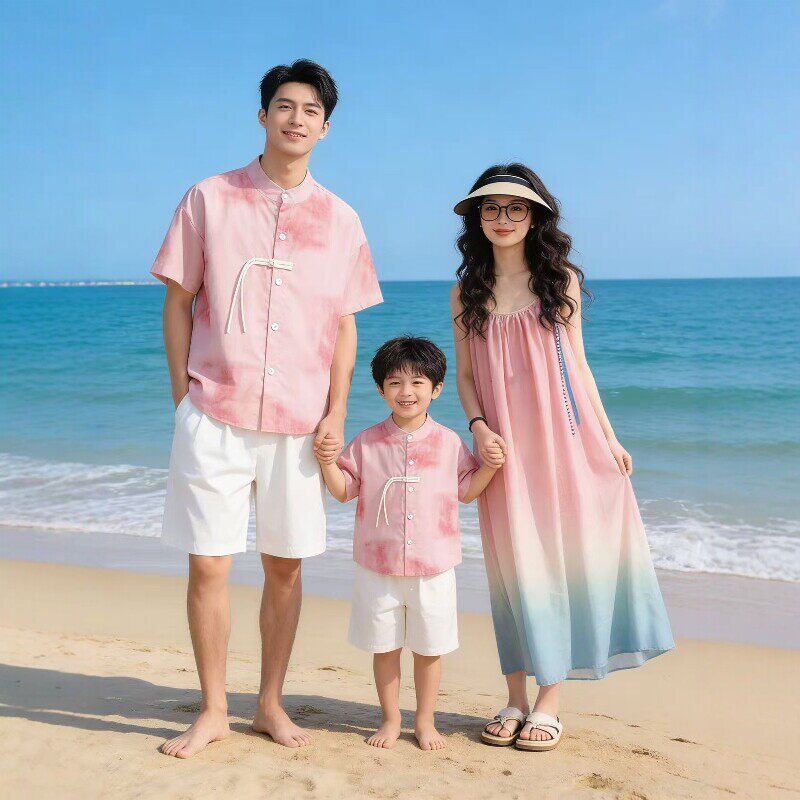 韩版海边度假风亲子装夏季一家三口母女装渐变色沙滩裙高级感套装