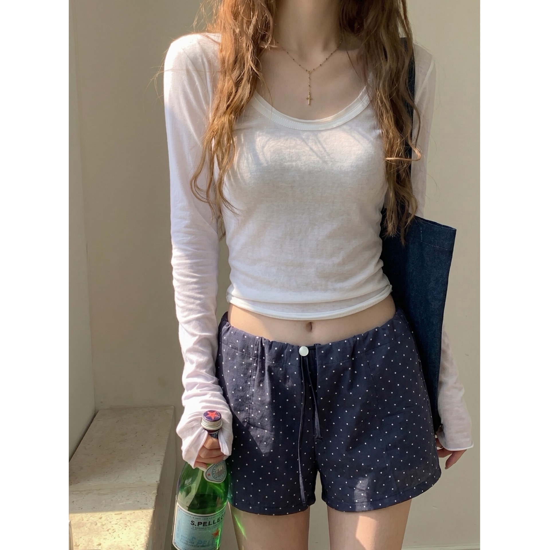 法式正肩白色薄款U领防晒图片