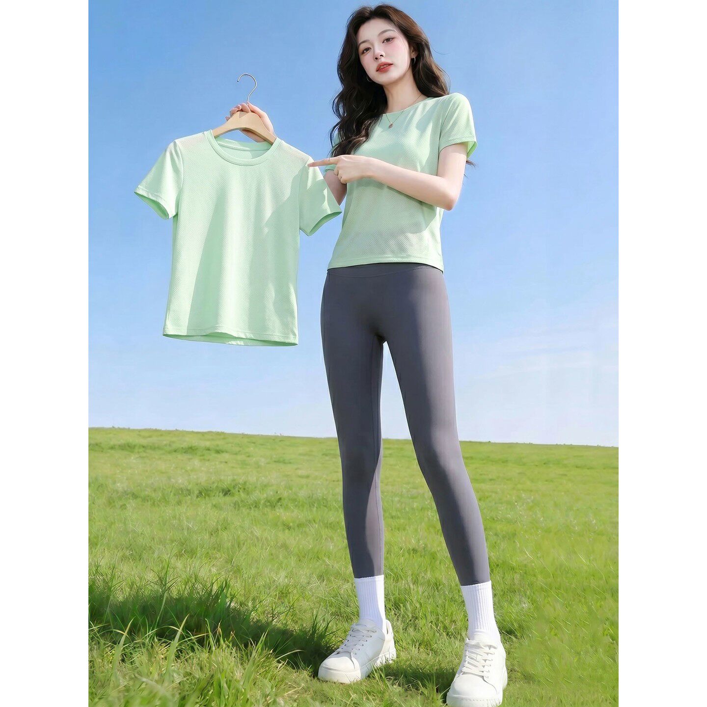 薄款冰丝速干短袖T恤女夏图片