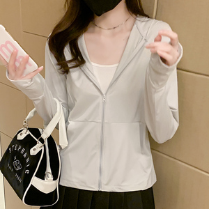 2024冰丝防晒衣女长袖防紫外线透气2024夏新款户外骑车防晒服罩衫