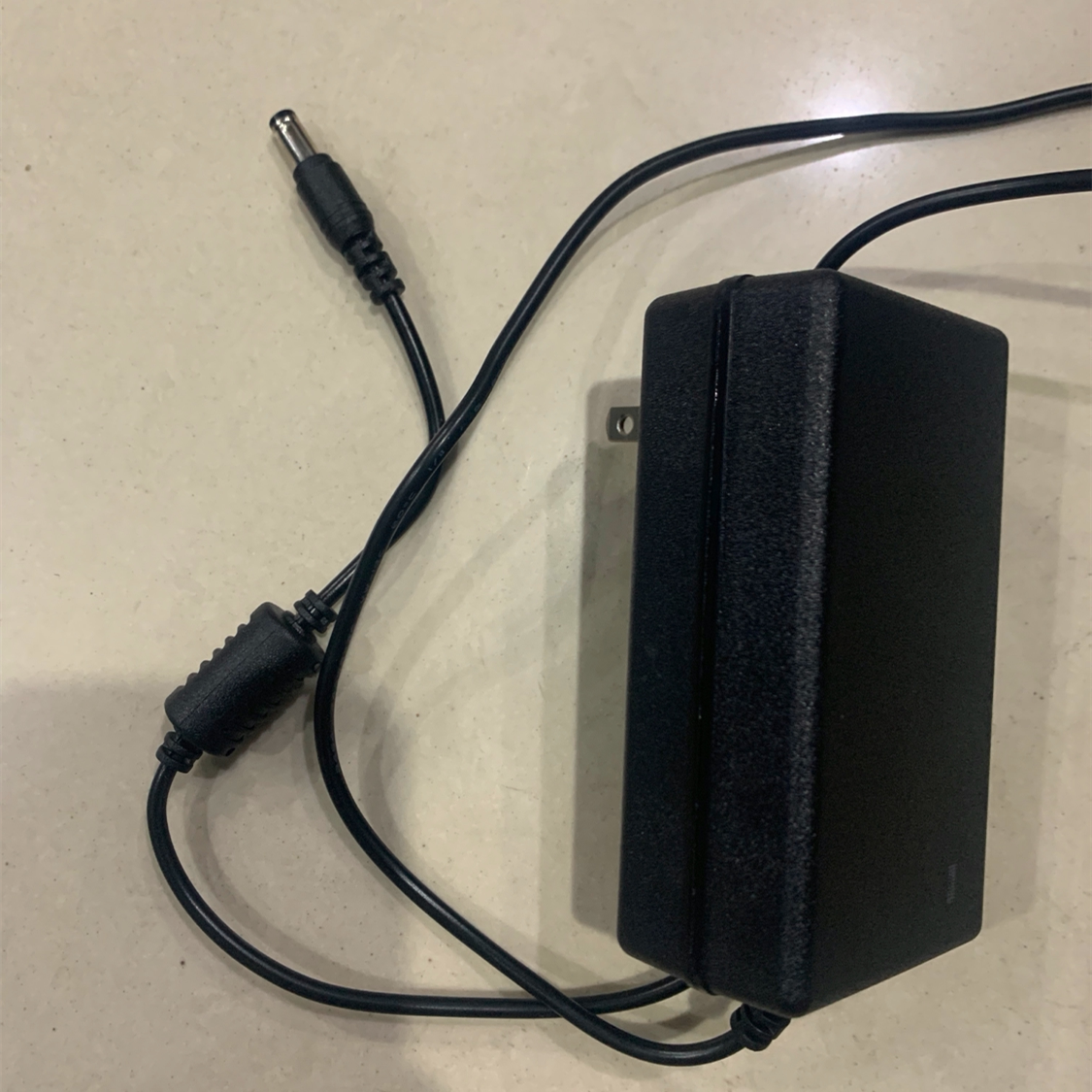 万利达 贝德 15v2a直流电源适配器 拉杆音箱 电瓶音箱 音响充电器