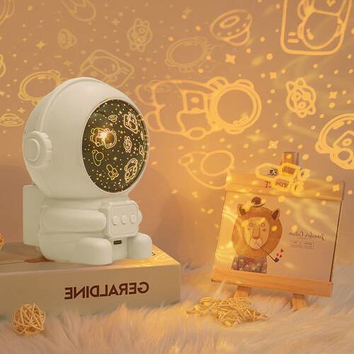 Astronaut projector night light 宇航员投影仪小夜灯