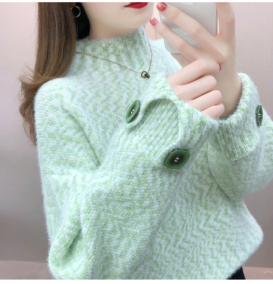 半高领宽松版雪尼尔水貂绒毛衣