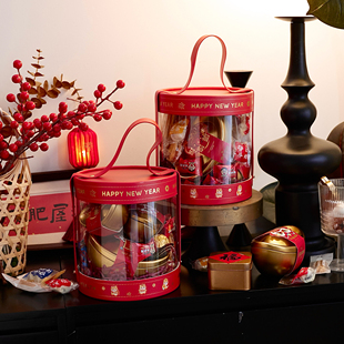 新年春节年货包装盒透明抱抱桶烘焙手提牛轧糖曲奇饼干糖果礼盒