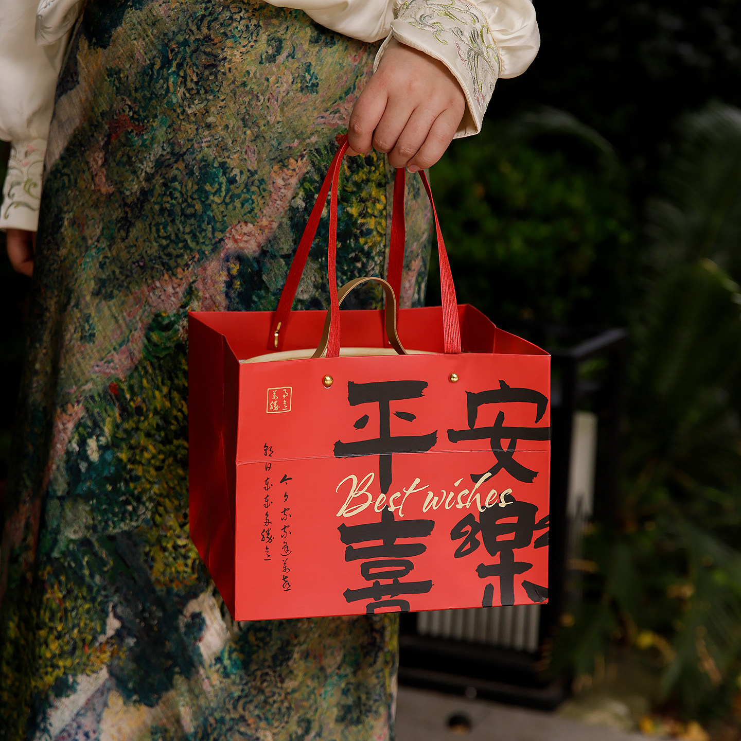 中秋月饼礼盒包装盒手提桶2026复古广式奶黄流心冰皮月饼蛋黄酥空
