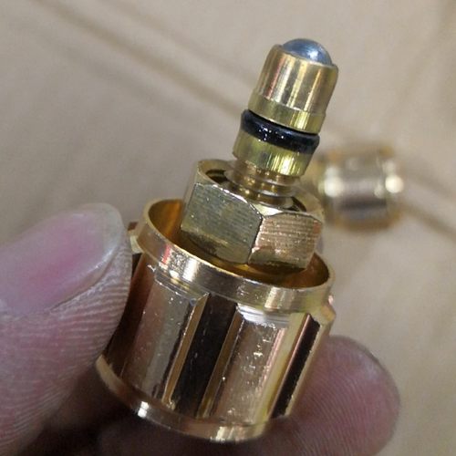 沈阳德坤割炬滚珠阀门 滚珠阀杆   阀针配件 割枪配件 割枪阀门