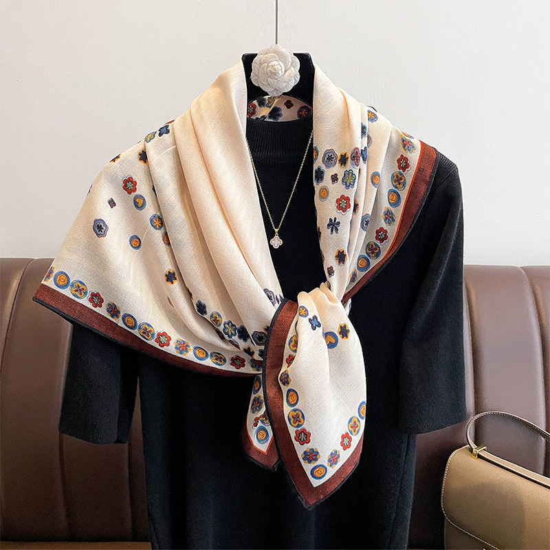 新款高档90cm大方巾双面配色棉麻手感围巾护颈椎沙滩巾女百搭丝巾