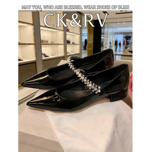 黑色白色水钻链尖头粗跟玛丽珍单鞋女新款通勤法式温柔低跟