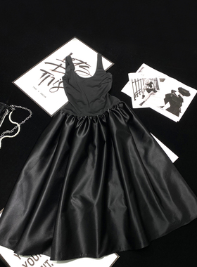 CCA高级感黑色亮面蓬蓬裙显瘦背心裙拼接连衣裙气质内搭吊带长裙