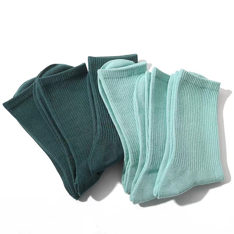 好高级的绿色！！简直是把复古感焊在脚上了！低调高级真的好穿！,女士内衣/男士内衣/家居服,中筒袜,淘宝优惠券,粉丝福利购,淘宝优惠卷