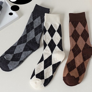 “好复古穿上就土”菱格袜子女中筒袜百搭日系文艺学生外穿咖色袜