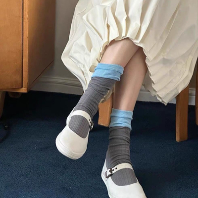 好喜欢秋天！双袜口拼接随意堆堆慵懒感拉满！灰蓝色经典撞色