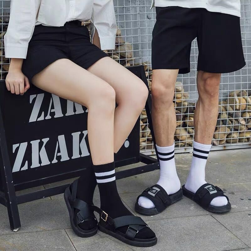 &ldquo;抬杠专家&rdquo; 纯棉黑白纯色长筒袜男女情侣薄款两条杠运动中筒袜