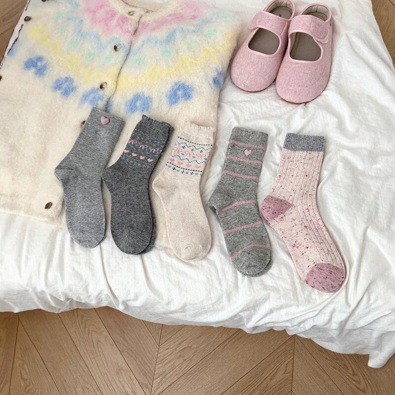 韩里韩气低饱和灰粉wawa！秋冬氛围感之神～真的是少女心爆棚！