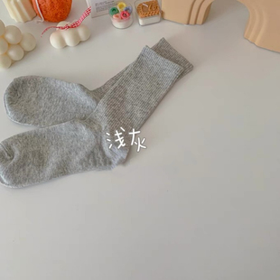 冰岛奶灰！清冷氛围感拿捏！百看不厌！休闲又百搭的灰色袜子