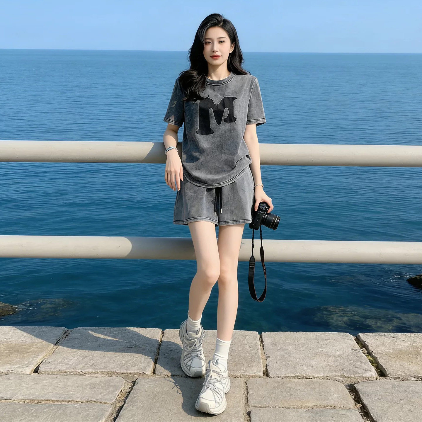 胖东来时尚洋气高级感灰色休闲运动套装女夏季字母印花短袖短裤两