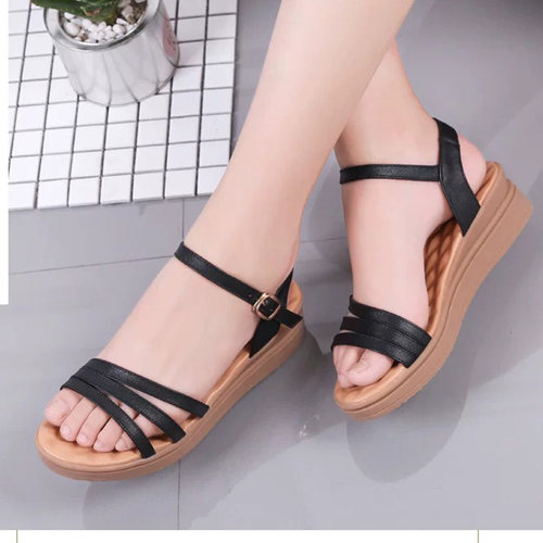 全牛皮夏季新款真皮凉鞋女大码平跟中老年舒适软底防滑大码妈妈鞋