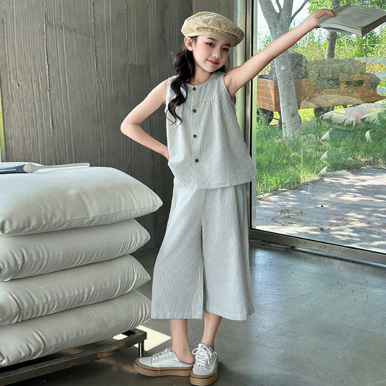 女童棉麻套装夏季2024新款中大童无袖条纹上衣宽松中裤两件套韩版