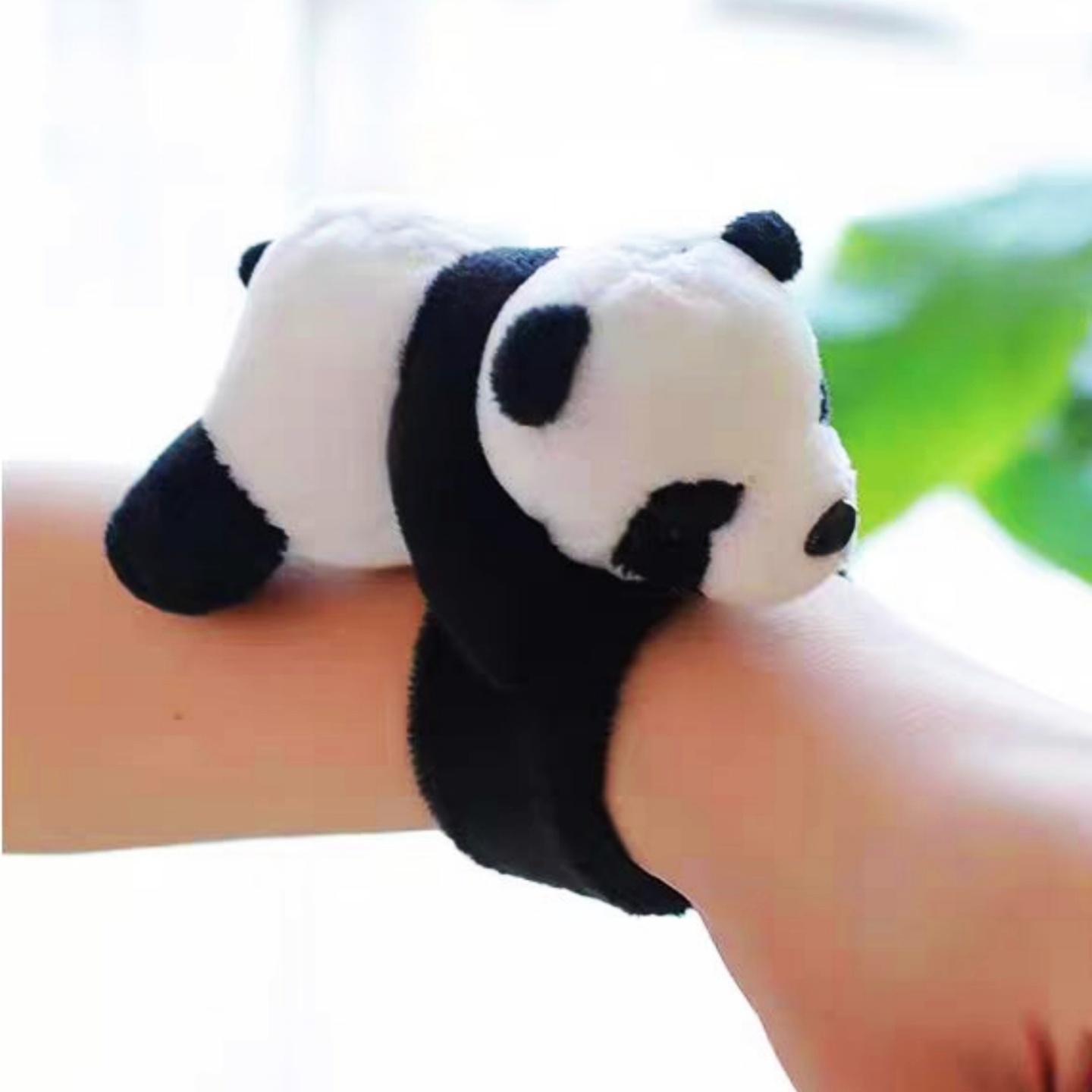 大熊猫玩偶啪啪圈毛绒手环玩具公