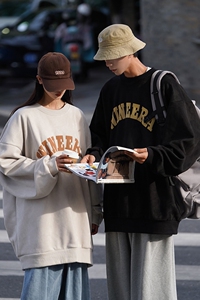 city boy街拍情侣装秋装2022宽松圆领卫衣上衣外套潮D217 P48男类图片