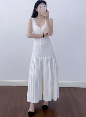 maSande2025早秋新款女装优雅低领白色吊带百褶连衣裙SFPRO04435
