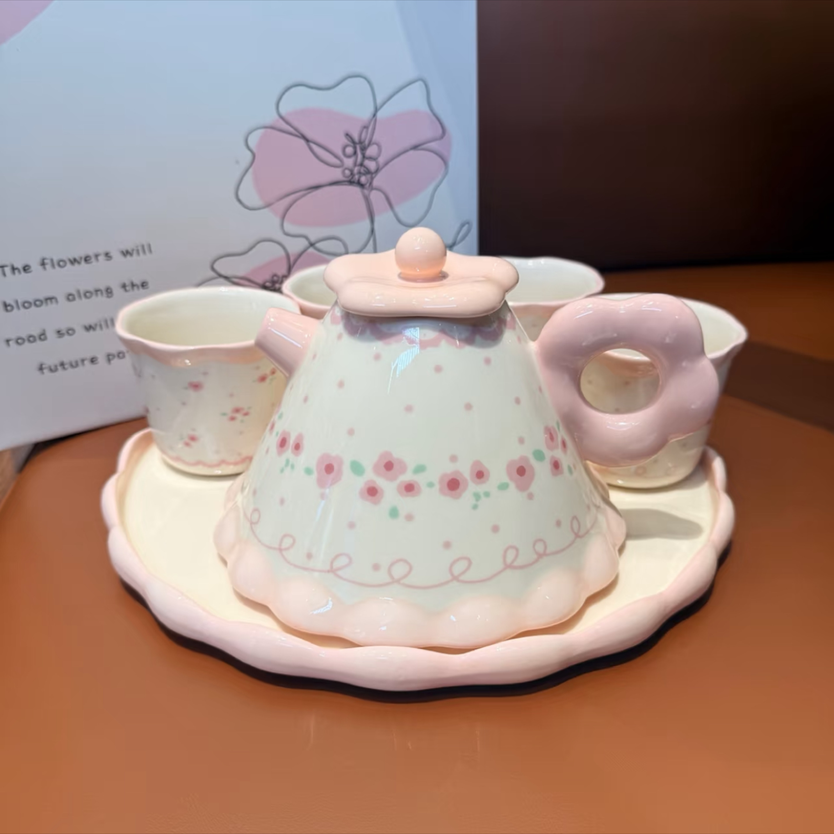 少女心小裙子花茶壶ins风陶瓷茶具套装高颜值创意茶壶茶盘