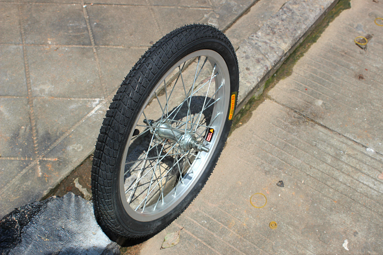 Roues de vélo 18 pouces - Ref 2384059 Image 3