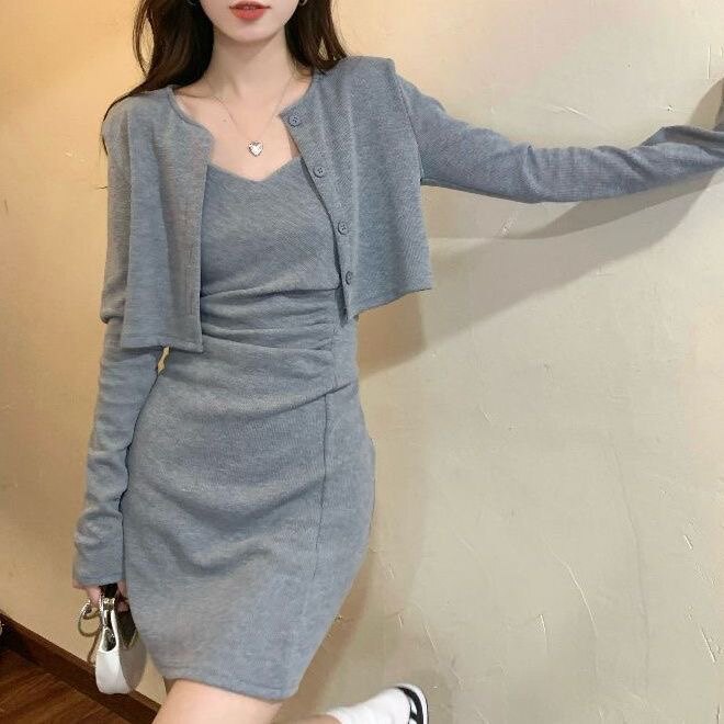 夏季辣妹修身显瘦吊带包臀连衣裙女春秋休闲连衣裙开衫纽扣外套女