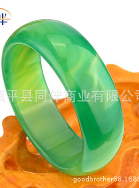天然红玛瑙手镯 绿玛瑙宽条手镯 女款玛瑙玉髓镯子玉石手环
