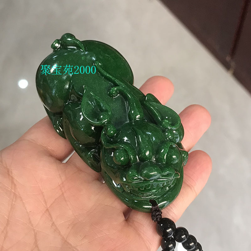 绿色玉石皮休瑞兽摆件神兽文玩仿新疆和田玉碧玉招财转运貔貅把件