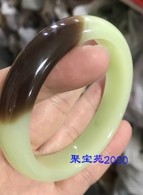带糖色玉石手镯手环礼物女士旺夫玉镯子仿新疆和田玉黄口料手镯
