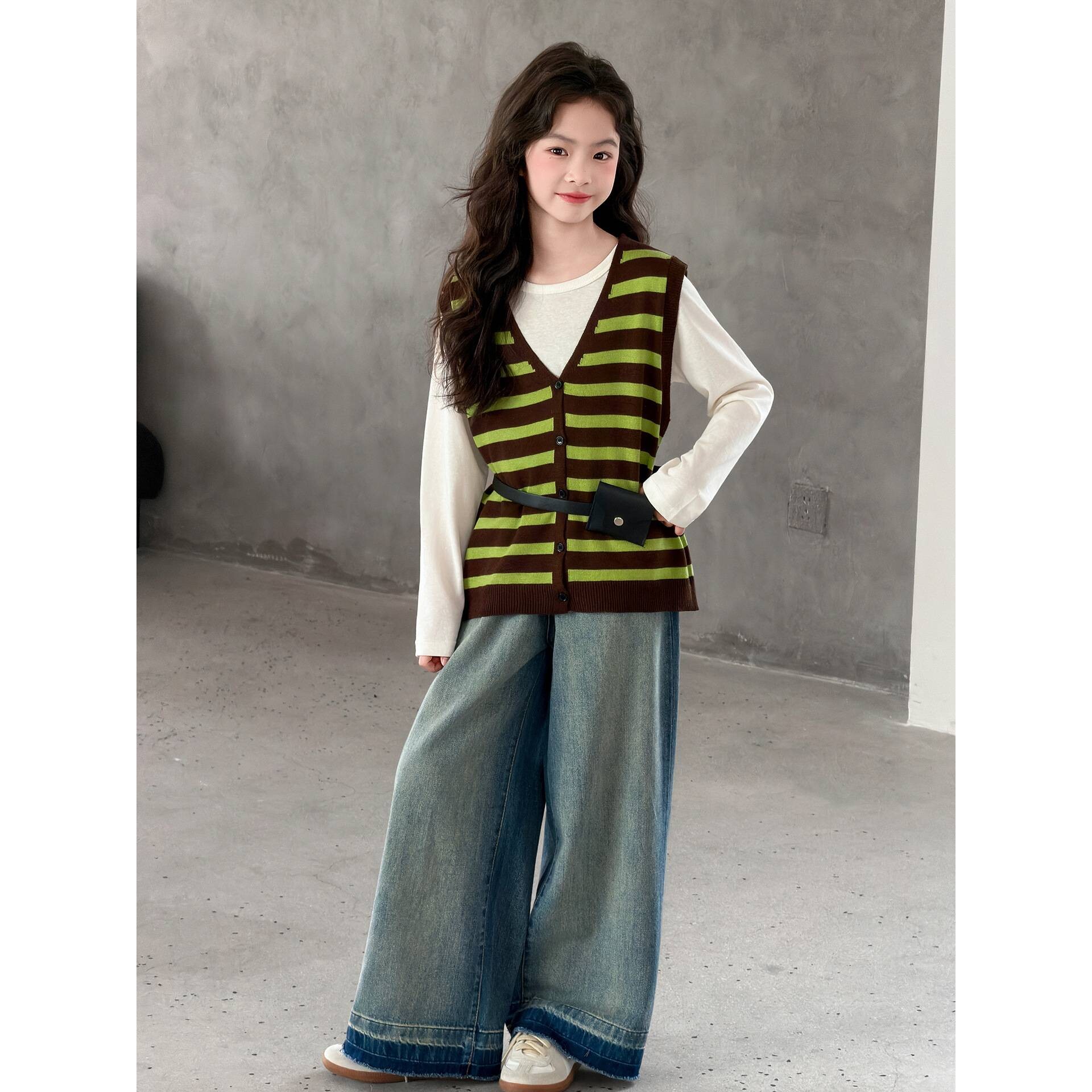 专柜品牌女童套装春装2026新款儿童超好看中大童条纹针织马甲牛仔